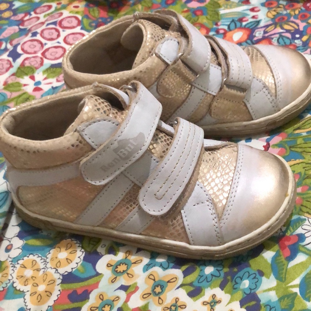 Girls Orthopedic sneakers size 28